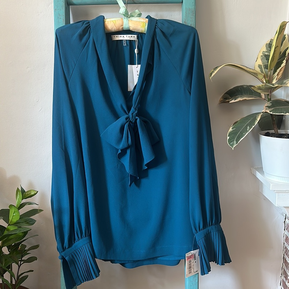 NWT Trina Turk Blouse, Size Small
